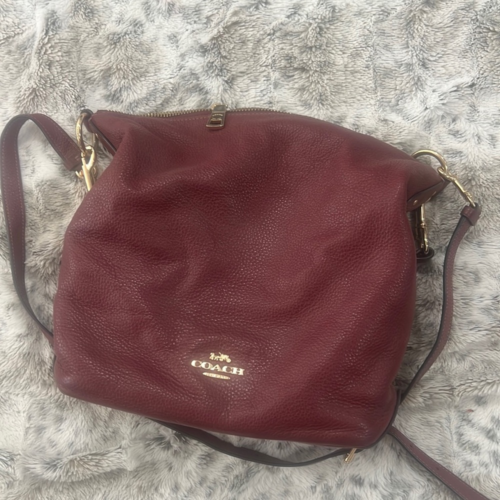 Inner lining of purse like new!